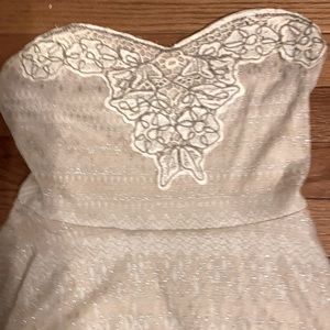 BEAUTIFUL FREE PEOPLE MINI DRESS OR TUNIC TOP GLITTERY EMBELLISHMENTS SZ XS